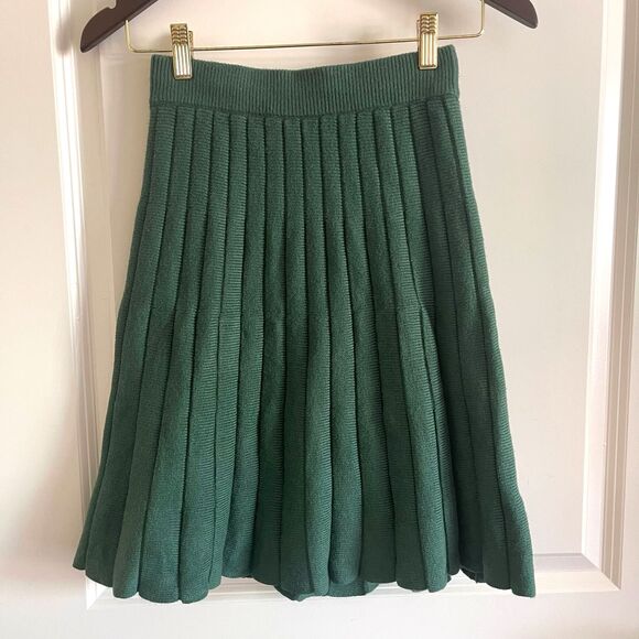 Fashionnova Women's Woolen Green Sweater Knit Skater Skirt Size S - Picture 1 of 7